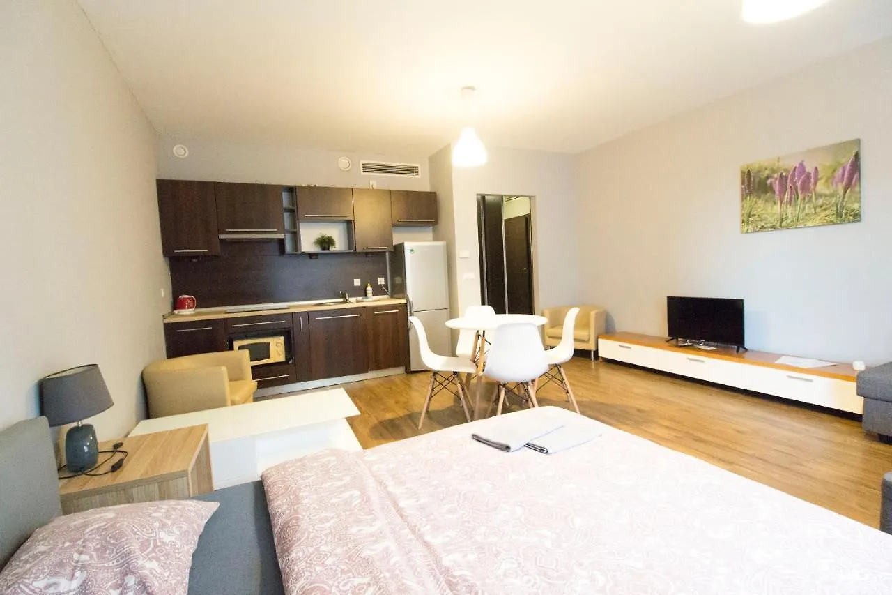 Happy Apartments - Just In Center Vratislav